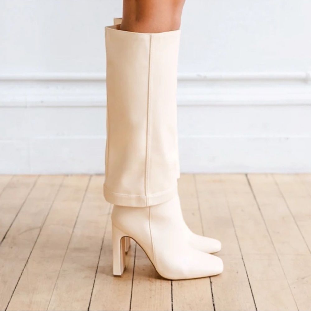 Lulus Square Mouth Ivory Boots(Size 7)